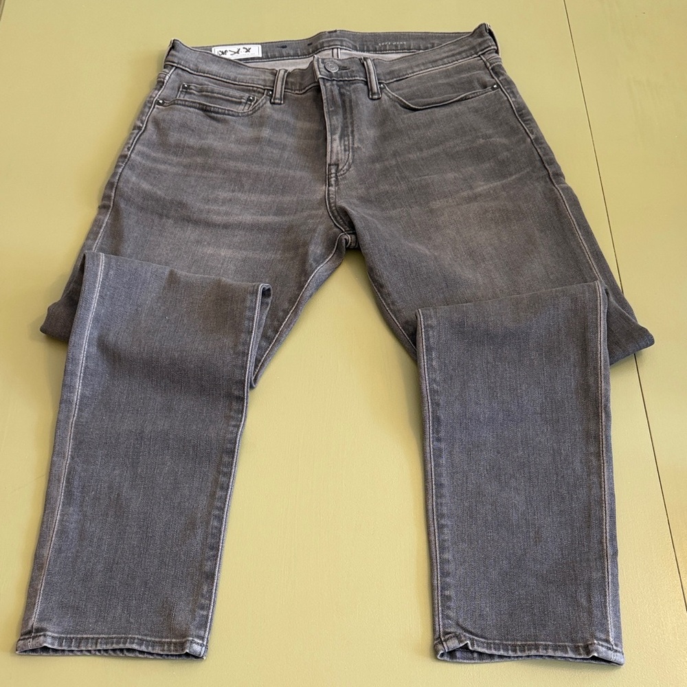 GAP Men's Skinny Jeans in Faded Gray